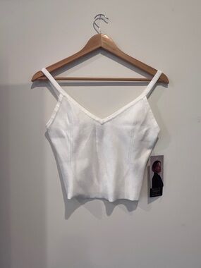 BOLD elements White Ribbed V-Neck Cami